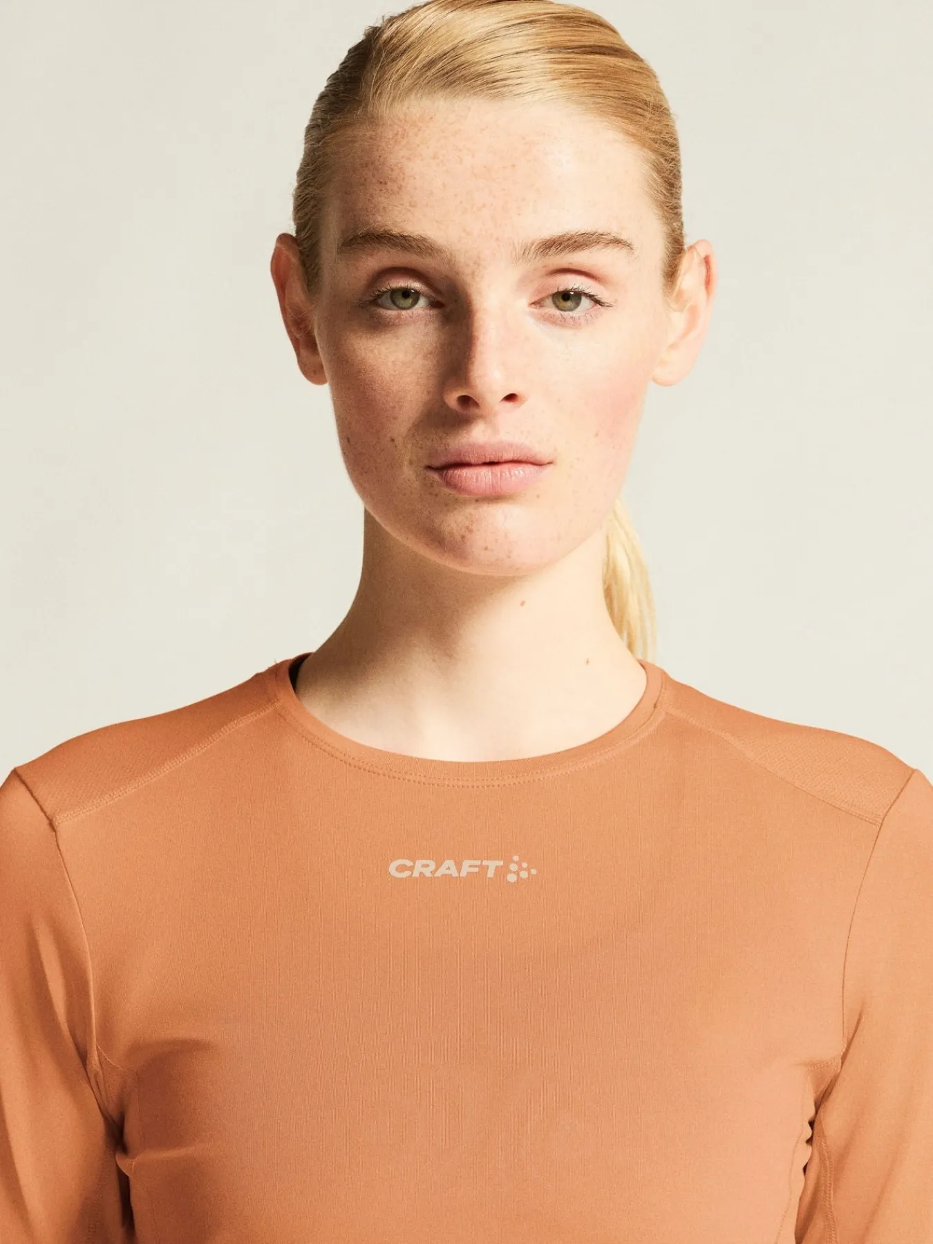 Gensere|Løping>Craft Sportswear ADV Essence Ls Tee 2 W Apricot