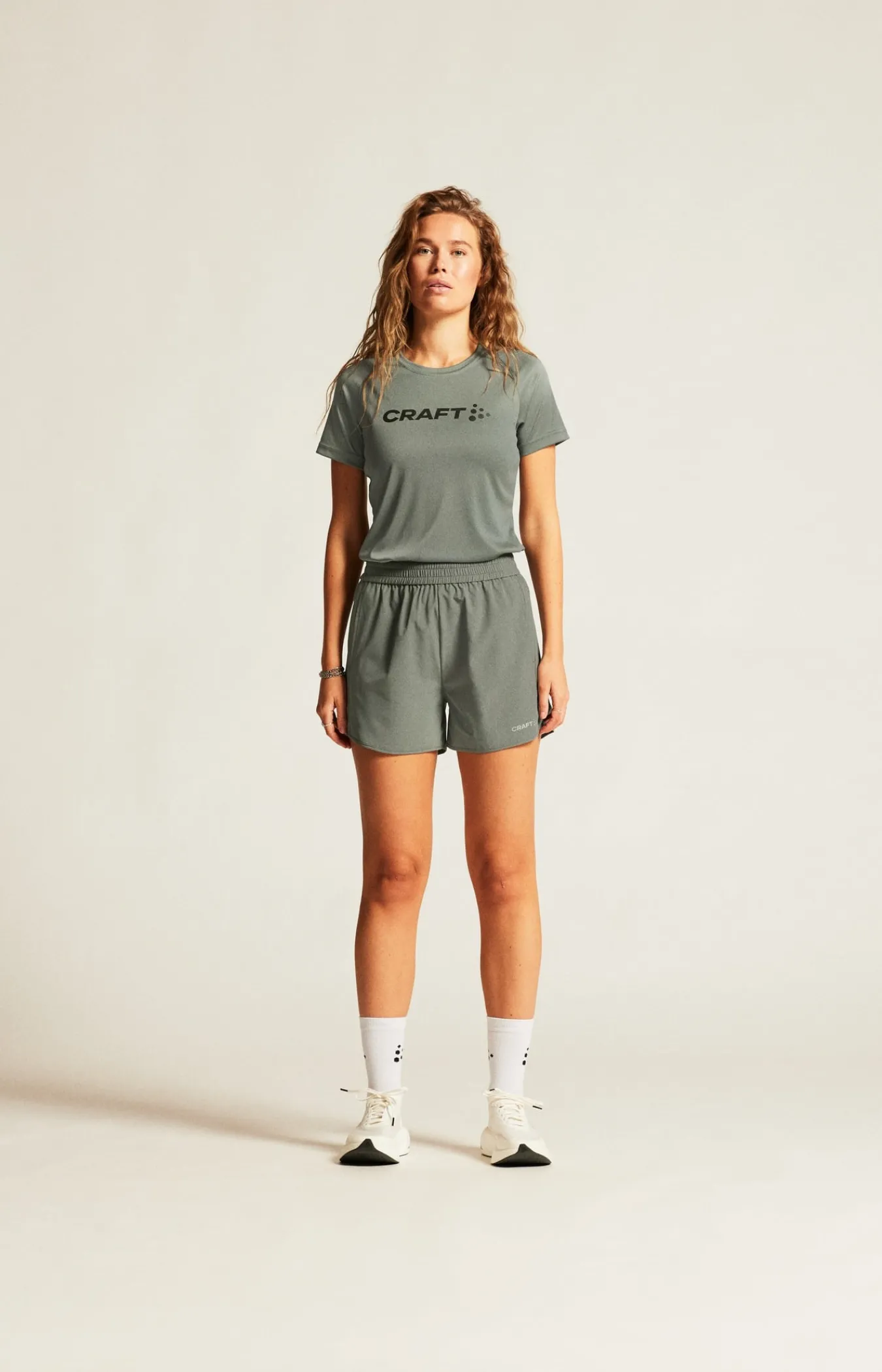 T-Skjorter & Singleter|Trening>Craft Sportswear CORE Essence Logo Tee W Leaf
