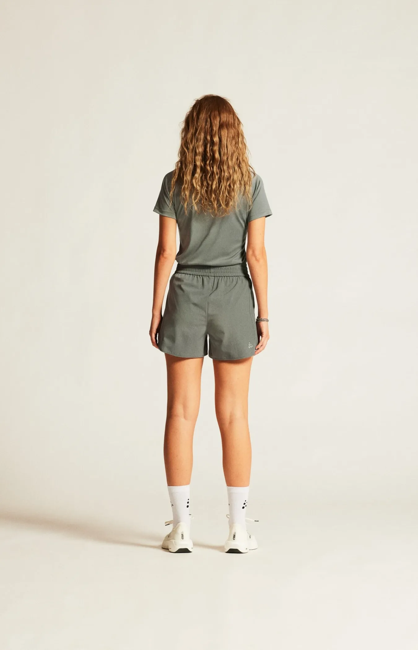 T-Skjorter & Singleter|Trening>Craft Sportswear CORE Essence Logo Tee W Leaf