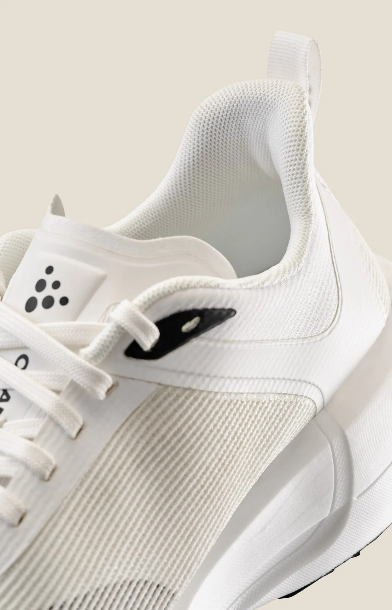 Road-To-Trail|Løping>Craft Sportswear Nordlite Ultra 2 W Ash White